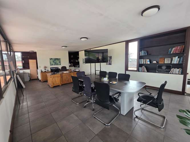¡Oportunidad Única para Grandes Empresas! Amplia Bodega Industrial de 2,607 m² con Oficinas en San Francisco de Dos Ríos
