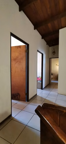 Se Vende Casa de dos pisos en Rorhmoser  - Imagen 13