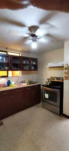 Se Vende Casa de dos pisos en Rorhmoser  - Imagen 18