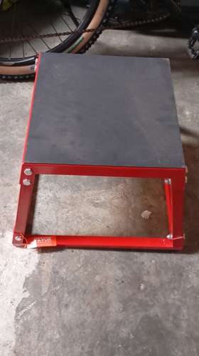 banco soporte de motor sirve para hacer ejercicios como step con pesas caja pilometrica asch