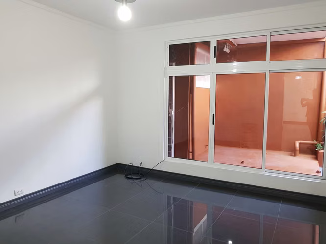  Alquiler de apartamento tipo casa en Barrio Escalante - Barrio Dent - 3 hab   - Imagen 5