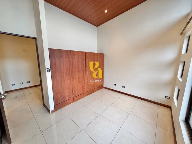 Alquiler de casa de 3 habitaciones en residencial en Santa Ana - Imagen 16