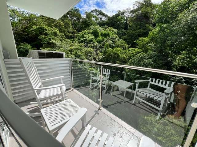 Apartamento Punta Esmeralda Esquinero con 2 parqueos - Imagen 5