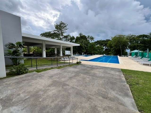 Apartamento Punta Esmeralda Esquinero con 2 parqueos - Imagen 9