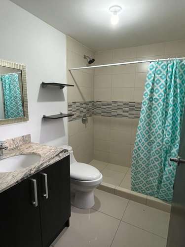 Alquiler Apartamento 1er Piso, Condominio San Nicolás de Bari - 1st Floor Apartment in San Nicolás de Bari Condominium - Imagen 10