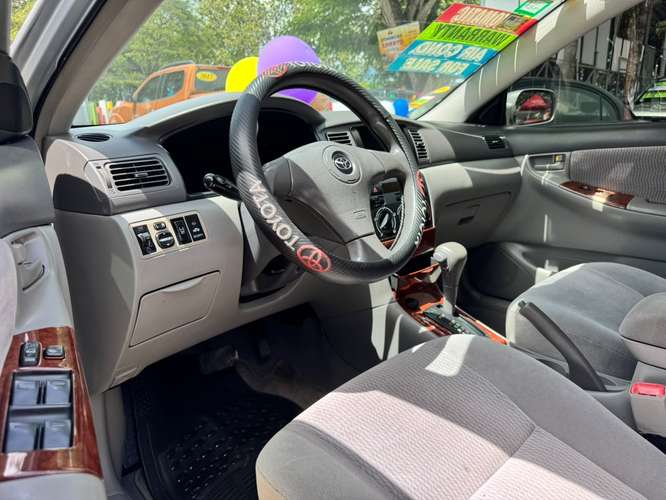 TOYOTA COROLLA LE-2005-AUTOMATICO-4.875.000 - Imagen 5