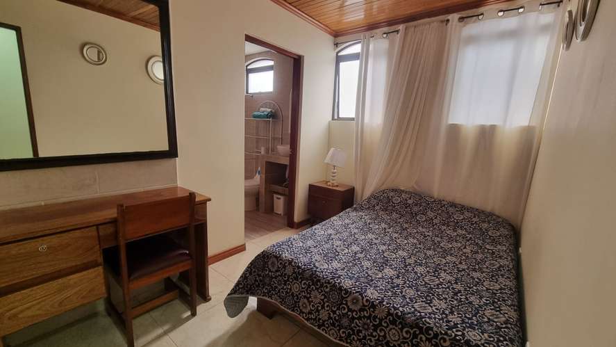 Alquiler de apartamento amueblado por la U Veritas - Yoses Sur - Imagen 6