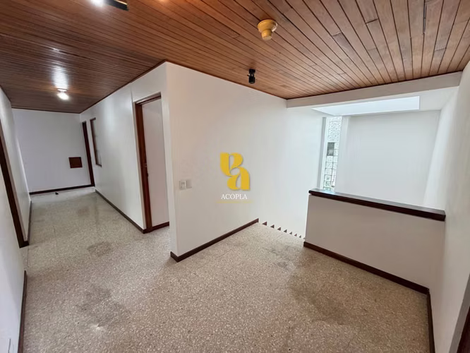Alquiler de amplia casa independiente en Rohrmoser - Imagen 12