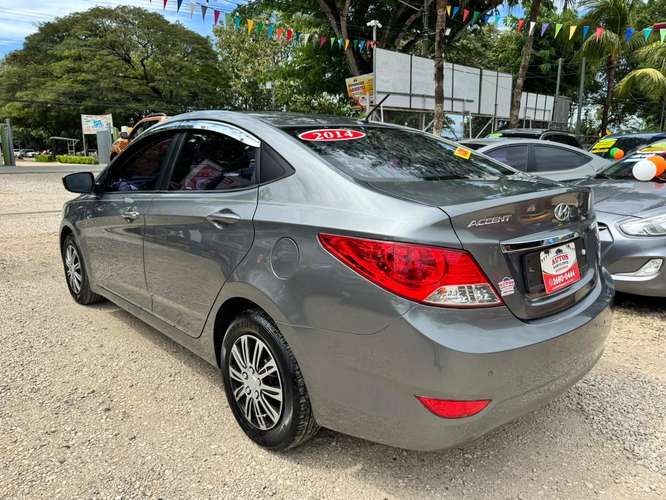 HYUNDAI ACCENT-2014-AUTO-SHIFT TRONIC-5.975.000 - Imagen 3