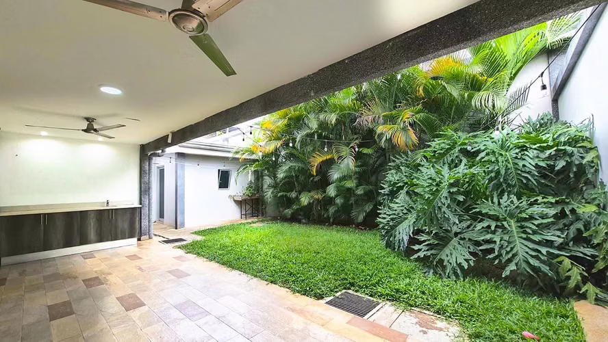Casa en venta en condominio con piscina | 4 habitaciones con baño propio | Piedades de Santa Ana  RZ - Imagen 8