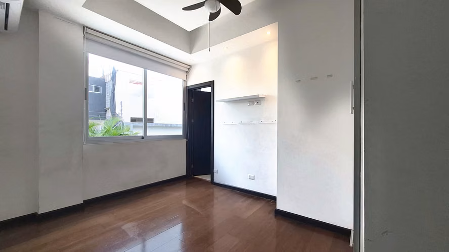 Casa en venta en condominio con piscina | 4 habitaciones con baño propio | Piedades de Santa Ana  RZ - Imagen 18