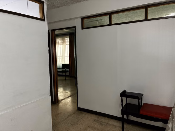 Edificio en venta en Alajuela centro, a 200 metros de la Catedral, con 3 locales comerciales y balcón - Imagen 10
