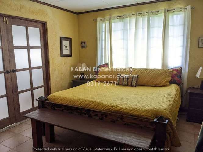 VENTA Finca de recreo con terreno plano, piscinas y casa en Corralillo, Cartago - Imagen 16