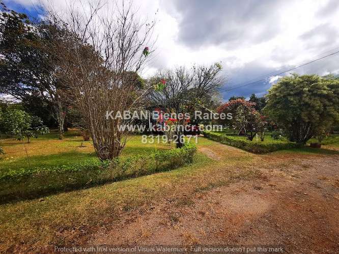 VENTA Finca de recreo con terreno plano, piscinas y casa en Corralillo, Cartago - Imagen 6