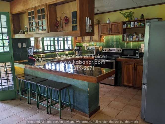 VENTA Finca de recreo con terreno plano, piscinas y casa en Corralillo, Cartago - Imagen 15