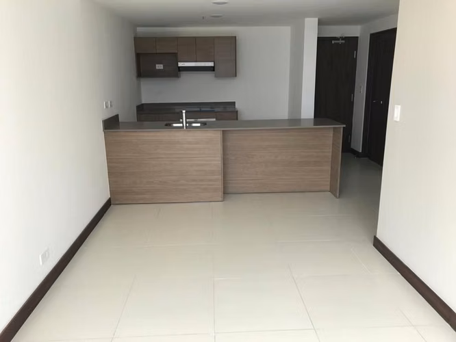 Apartamento semi amueblado en alquiler en Rohrmoser, piso 24 (ref : 44) - Imagen 2