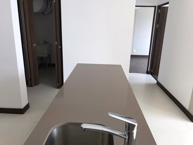 Apartamento semi amueblado en alquiler en Rohrmoser, piso 24 (ref : 44) - Imagen 4