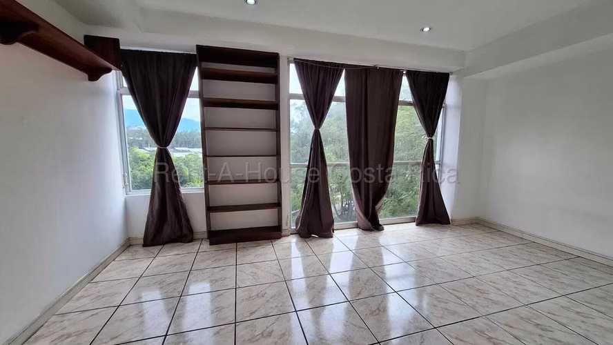 Venta de Apartamento amplio en Uruca, San José  - Imagen 9