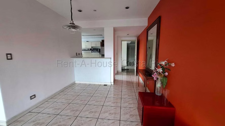 Venta de Apartamento amplio en Uruca, San José  - Imagen 4