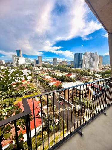 Apartamento en Alquiler totalmente Amoblado Torre Babylon.  - Imagen 15
