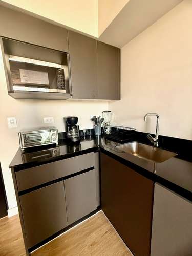 Apartamento en Alquiler totalmente Amoblado Torre Babylon.  - Imagen 3