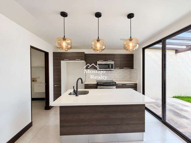 Venta de casa, Condominio Parques del Sol, Jacaranda, Santa Ana