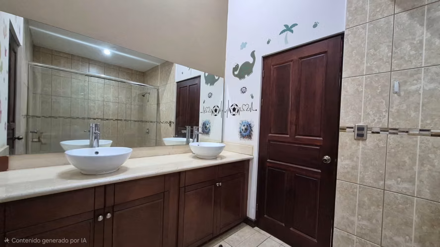 Casa en venta en condominio, La Guácima | 5 hab. + suite independiente RZ - Imagen 17