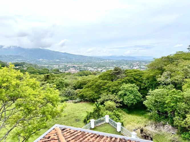 Casa exclusiva en alquiler en Pozos, Santa Ana | Privacidad y vistas espectaculares LSR - Imagen 10