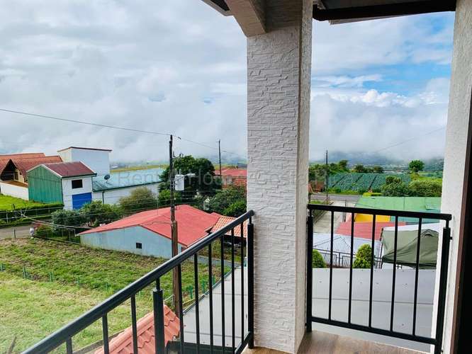 Venta de Casa en Alvarado-Pacayas de Cartago. 27-216 PRECIO REBAJADO