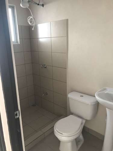 Se alquila casa en San Pablo - Condominio Hacienda Las Flores - Imagen 3