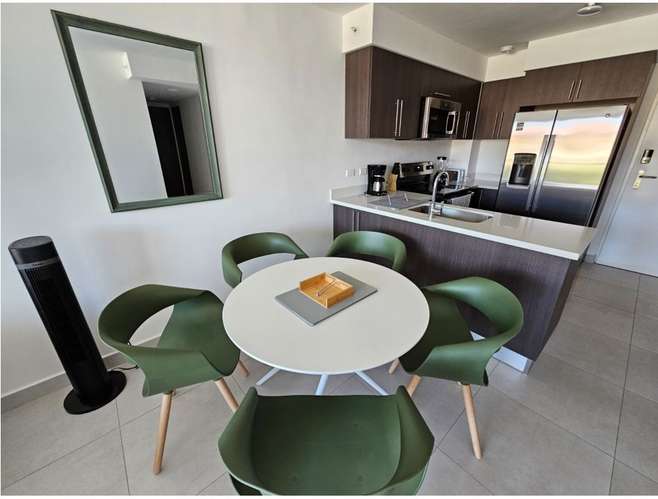 Alquiler apto amueblado, 2 hab. Condominio Altamira, San Pablo - Imagen 2