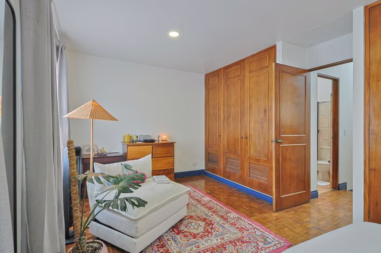 Apartamento de 2 niveles en San Pedro, excelente ubicación cerca de la UCR | Cocina recién remodelada - Imagen 13