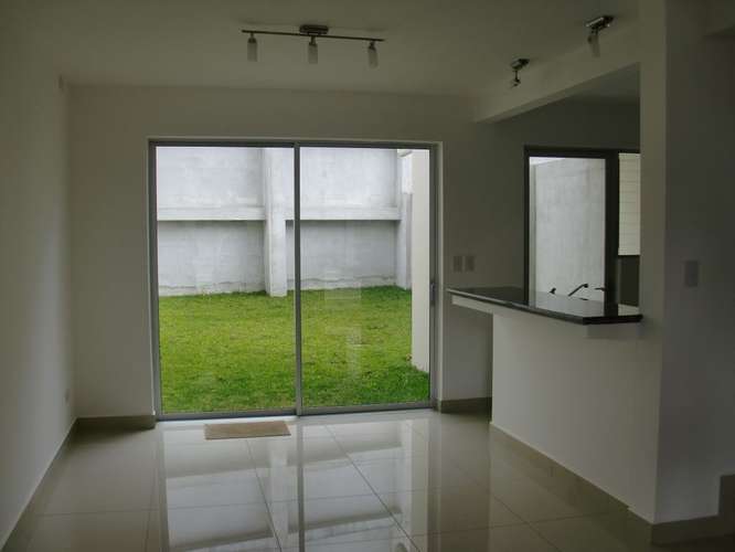 Casa Alquiler Condominio Barlovento de 3 habitaciones con jardín amplio - Imagen 4