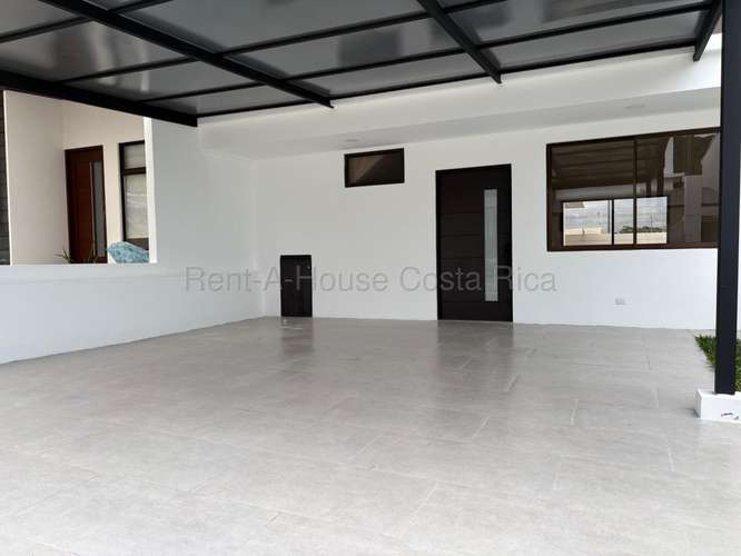 Casa en condominio seguro y luminoso-cerca de todo, lista para estrenar - Imagen 2