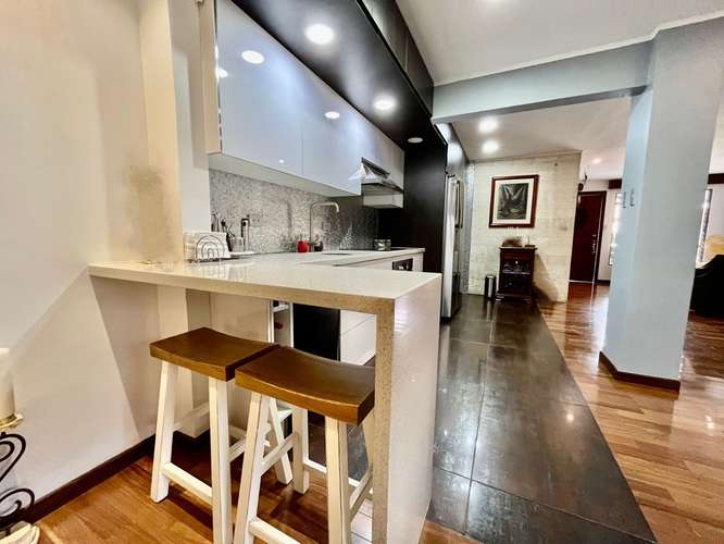 ESCAZU! CASA TIPO TOWNHOUSE 2 NIVELES + MEZZANINE / LINEA BLANCA - Imagen 6