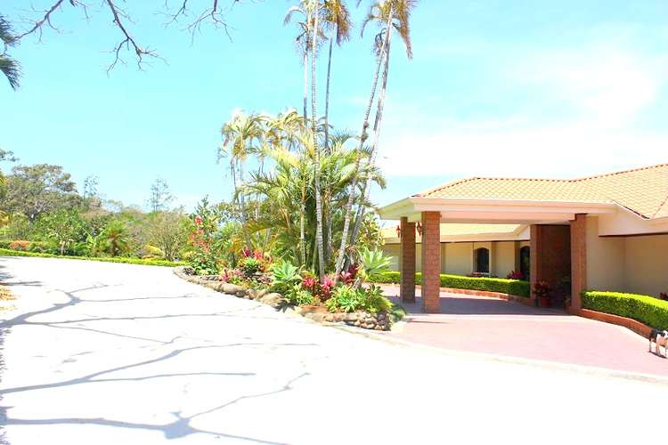 CASA DE 800 M2 DE UN NIVEL Y 11.029 M2 LOTE Y PISCINA EN SANTA ANA - Imagen 14