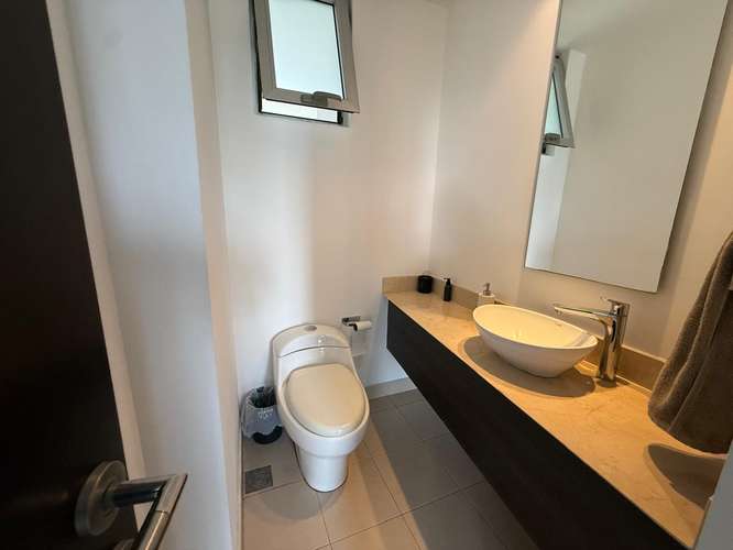 Vendo en Vistas de Nunciatura, hermoso-lujoso-amplio 71m2, amueblado, 1 hab, A/C, 1.5 baños, vista parque.   - Imagen 10