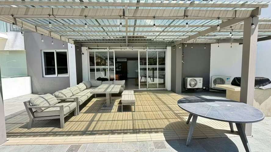 Vendo en Vistas de Nunciatura, hermoso-lujoso-amplio 71m2, amueblado, 1 hab, A/C, 1.5 baños, vista parque.   - Imagen 17