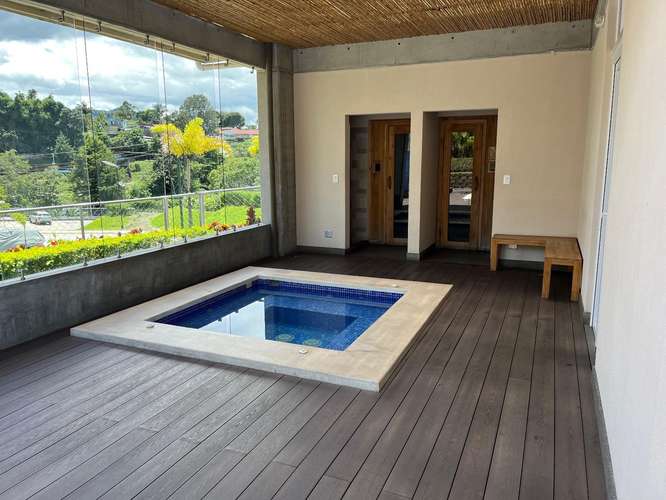 Lindo apartamento en piso 5 con amenidades en Monte Alto