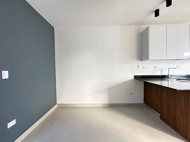  ¡Se Alquila Amplio Apartamento de 2 Habitaciones en Rohrmoser!  PROPIEDAD #  - Imagen 9