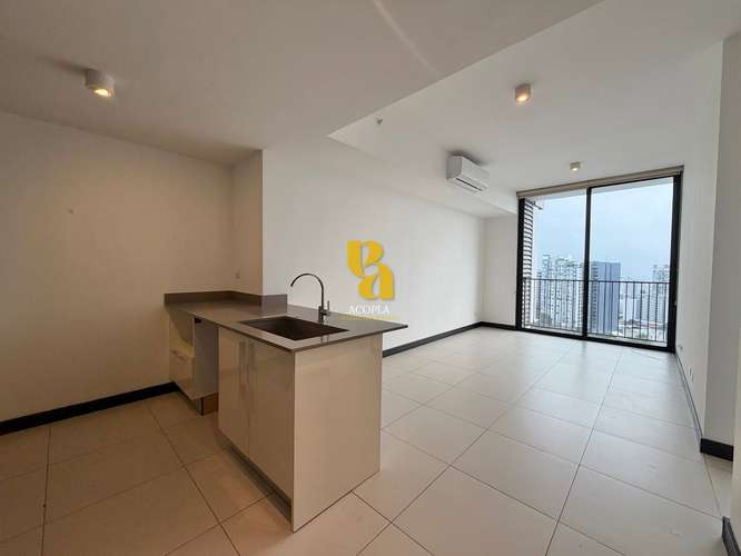 Alquiler de apartamento de 2 habitaciones con línea blanca en Rohrmoser