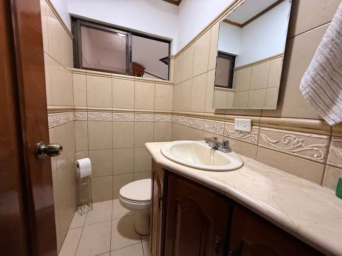 Lujosa casa en Venta en Cipreses de Curridabat  - Imagen 19