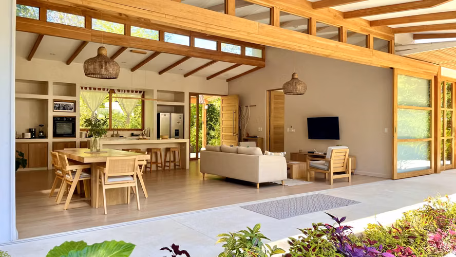 Lujosa Villa Moderna con Piscina Privada en Santa Teresa, a 5 minutos de la Playa - Imagen 3