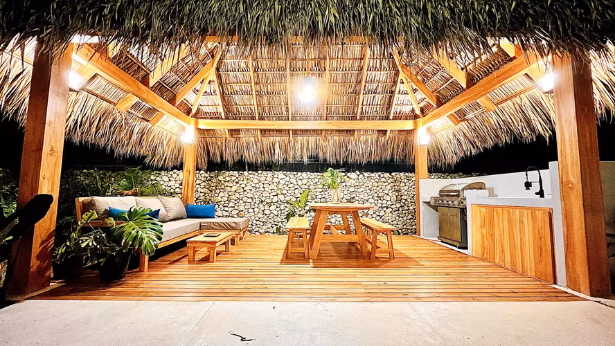 Lujosa Villa Moderna con Piscina Privada en Santa Teresa, a 5 minutos de la Playa - Imagen 14