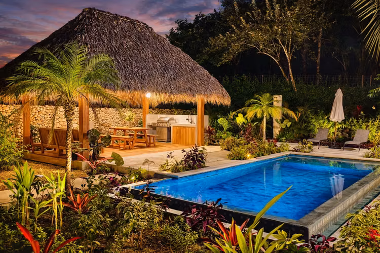 Lujosa Villa Moderna con Piscina Privada en Santa Teresa, a 5 minutos de la Playa - Imagen 6