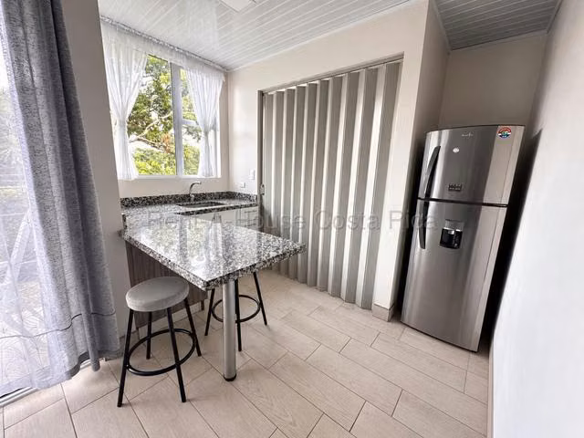 Alquiler de LOFT AMUEBLADO en Mora-Colón. CON MENAJE - Imagen 5