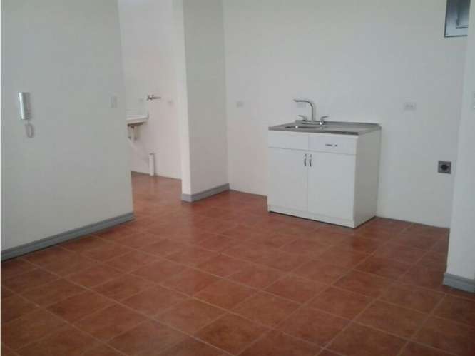 Apartamento alquiler en San Vicente Moravia. PVV2521898 - Imagen 4