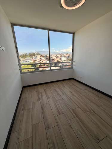 Apartamento en Bellavista | Piso 13 | sin vecinos | hermosas vistas - Imagen 11