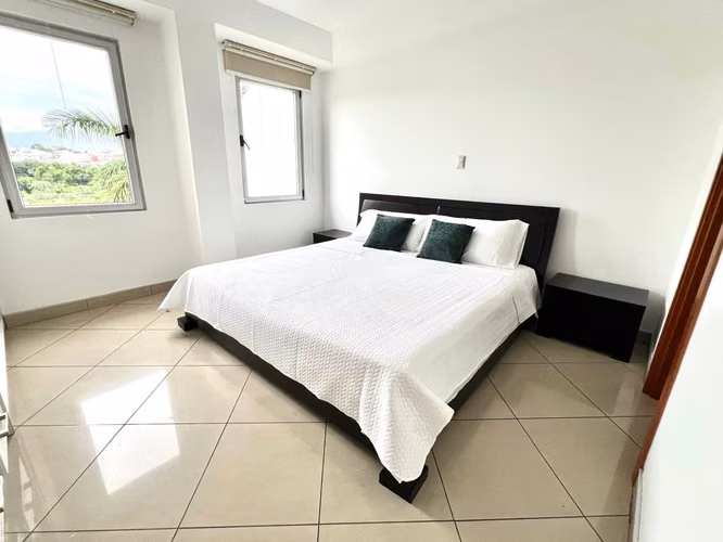 AMOBLADO EN ESCAZU CONDOMINIO  - Imagen 6