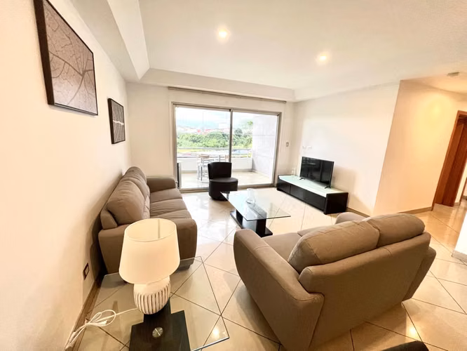 AMOBLADO EN ESCAZU CONDOMINIO  - Imagen 5